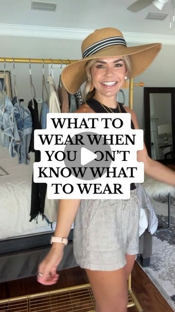 What To Wear To A Bbq, Alison Lumbatis, No Clothes, Denim Bottoms, Neutral Shoes, Different Outfits, Style Mistakes, Fashion Over 40, Casual Summer Outfits