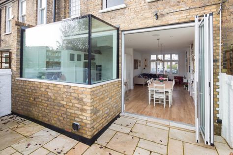 Small Extension Ideas, Small Kitchen Extension Ideas, Glass Roof Extension, Bedroom Platform, Oriel Window, Kitchen Patio Doors, Glass Box Extension, Frameless Window, Small House Extensions