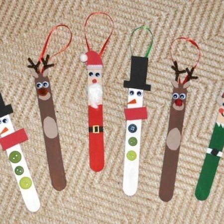 Easy Christmas Ornaments, Diy Christmas Ornament, Christmas Crafts For Kids To Make, Kids Christmas Ornaments, Christmas Arts And Crafts, Diy Projects For Kids, Winter Crafts For Kids, Preschool Christmas, Popsicle Stick