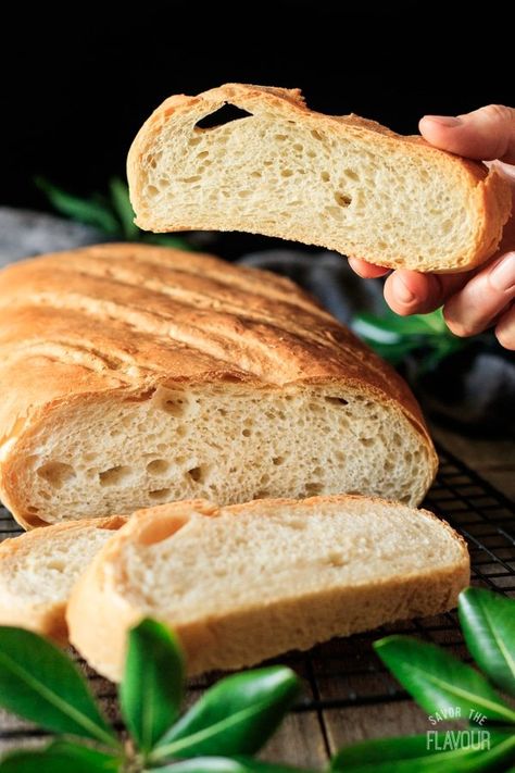 Crusty English Bloomer Bread: this classic English bread is the perfect yeast bread recipe for beginners—it only takes 5 ingredients! Learn how to make one loaf of beautifully crusty homemade bread with a Kitchenaid mixer or by hand. | www.savortheflavour.com #britishfood #homemadebread #fromscratch #easyrecipe #5ingredients Bread Recipe For Beginners, English Bread, Beginners Bread Recipe, Savory Bread Recipe, English Recipes, Recipe For Beginners, Knead Bread Recipe, Yeast Bread Recipes, Cooking Bread