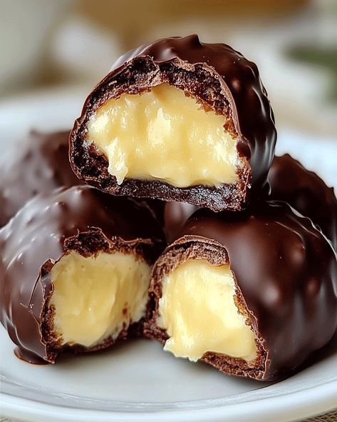 Banana Pudding Chocolate Puffs Banana Pudding Chocolate, Banana Truffles, Chocolate Banana Pudding, Puff Dessert, Hot Puddings, Chocolate Puff, Chocolate Covered Bananas, Chocolate Pairings, Puff Recipe