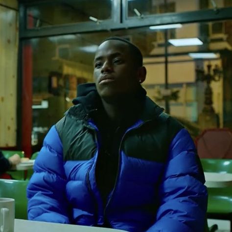 Topboy Netflix Aesthetic Wallpaper, Topboy Netflix Jamie, Jamie Top Boy Wallpaper, Top Boy Series, Top Boy Jamie, Jamie Top Boy, Top Boy Wallpaper, Leng Celebs, Dave Rapper