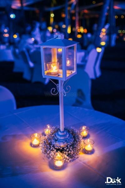 Starry Night Wedding Centerpieces, Ideas De 15, Starry Night Wedding, Prom Themes, Quince Decorations, Sweet 16 Decorations, Quinceanera Decorations, Quinceanera Themes, Prom Theme