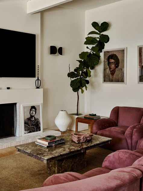 Dark Eclectic Home Minimal, Art Inspired Living Room, Coffee Table Statue, Light Bright Interiors, Organic Maximalist Decor, Moody Romantic Decor, Warm Eclectic Living Room, Black Velvet Living Room, Jen Azoulay