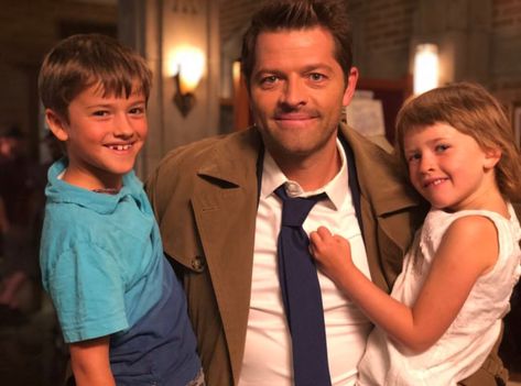 Misha Collins Kids, West Collins, Sam E Dean Winchester, Jensen And Misha, Supernatural Sam, Supernatural Destiel, Gain Followers, Supernatural Cast, Supernatural Fandom