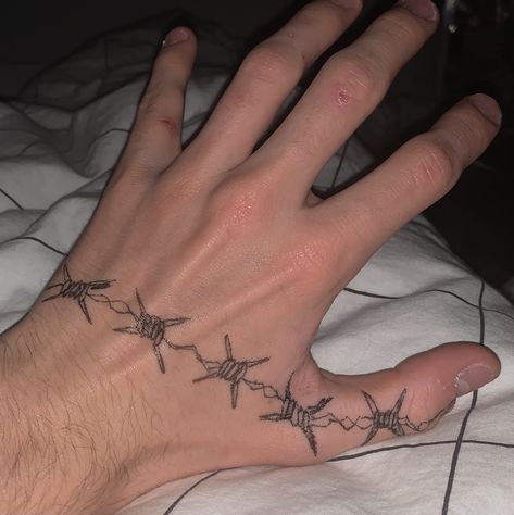 Barb Wire Hand Tattoo, Barbed Wire Hand Tattoo, Hand Tattoos Snake, Fake Barbed Wire, Barb Wire Tattoo, Barbed Wire Tattoo, Tattoos 2022, Wire Tattoo, Barbed Wire Tattoos