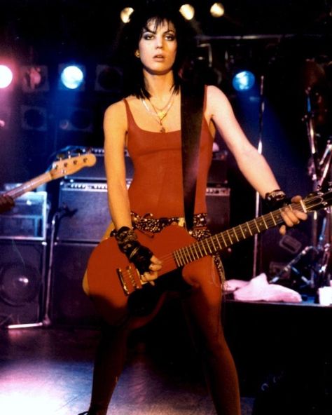 Glam Rock 70s, 70s Rock And Roll, Joan Jett And The Blackhearts, Joan Jett The Runaways, Female Rock Stars, Cherie Currie, Female Drummer, Lita Ford, The Runaways