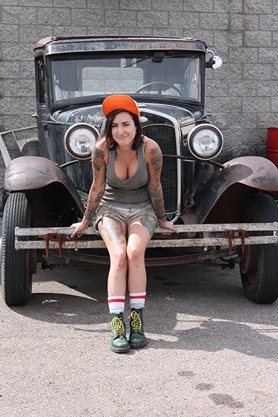 twiggy welderup | vegas rat rods twiggy tallant is the one female among men at welder up ... Custom Rat Rods, Rat Rod Truck, Rat Rod Trucks, Rat Rod Pickup, Rat Rod Cars, Motor Mobil, Rat Rods Truck, Old Truck, Girly Car