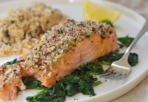 Baked Salmon with Honey Mustard and Pecan-Panko Crust Pistachio Salmon, Salmon With Honey, Raclette Originale, Galette Des Rois Recipe, Crusted Salmon Recipes, Pistachio Crusted Salmon, Honey Mustard Glaze, Once Upon A Chef, Honey Salmon