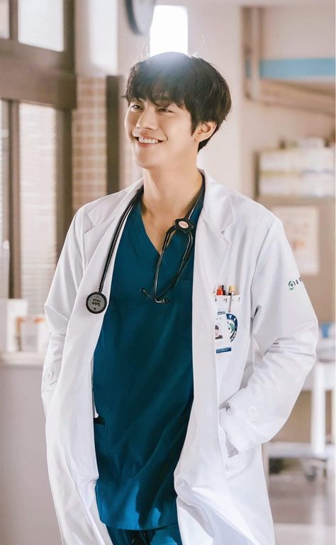 Dr. Romantic 2, Ahn Hyoseop, Dr Romantic, Romantic Doctor Teacher Kim, Dr. Romantic, Medical Pictures, Doctor Outfit, Hyo Seop, Ahn Hyo Seop