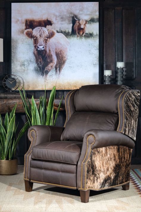 Modern Ranch Style Decor, Grey Western Living Room, Yellowstone Furniture, Western Home Decor Ranch Style Living Room, Western Theme Living Room, Western Chic Living Room, Western Furniture Ranch Style, Western Living Room Ranch Style, Ranch Style Furniture