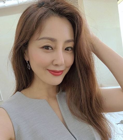 Mother Face Claim Shifting, Asian Mom Face Claim, Mom Faceclaims, Kaori Watanabe, Asian Mother, Kim Song, Korean Face, Beautiful Witch, Japanese Mom