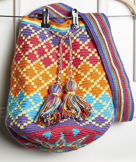 Wayuu bag Free crochet pattern wayuu bag here: DIAGRAM HERE Wayuu Bags Pattern, Mochila Crochet, Crochet Best, Crochet Shell Stitch, Bag Pattern Free, Tapestry Crochet Patterns, Tapestry Bag, Wayuu Bag, Crochet Purse Patterns