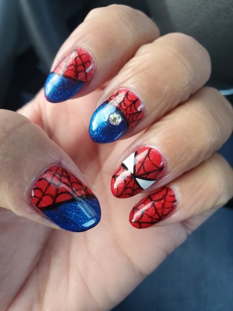 Super hero Spiderman natural gel nails Super Hero Nail Art, Super Hero Nails Designs, Super Hero Nails, Spiderman Nail Art, Spiderman Nails, Superhero Nails, Avengers Nails, Marvel Nails, Nails Disney