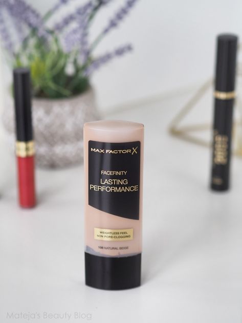 MAX FACTOR Facefinity Lasting Performance - Mateja's Beauty Blog Medium Skin Tone, Revlon Colorstay, Beauty Sponge, Undereye Circles, Matte Foundation, Care Skin, Max Factor, Liquid Foundation, Makeup Hair