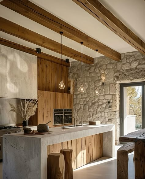 Kitchen inspiration ideas for your dream house. Rustic mediterranean woody style. Mediterranean Kitchen Modern, Stone Wood Kitchen, Wood Beam Kitchen, Brown Stone Kitchen, Tuscan Villa Kitchen, Kitchen Natural Stone, Wood And Stone Interior, Mediterranean Interior Design Kitchen, Earthy Kitchens