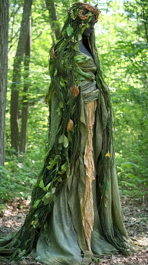 Embrace Taurus energy with an Earth Mother portrait in a vine-wrapped gown, set amidst a sacred grove. Natural fashion radiates harmony and strength. 🌿 Earth Fashion Show, Mother Earth Dress, Nature Themed Costume, Mother Nature Cosplay, Nature Dress Aesthetic, Mother Earth Outfit, Forest Goddess Costume, Fantasy Nature Outfit, Nature Dress Design