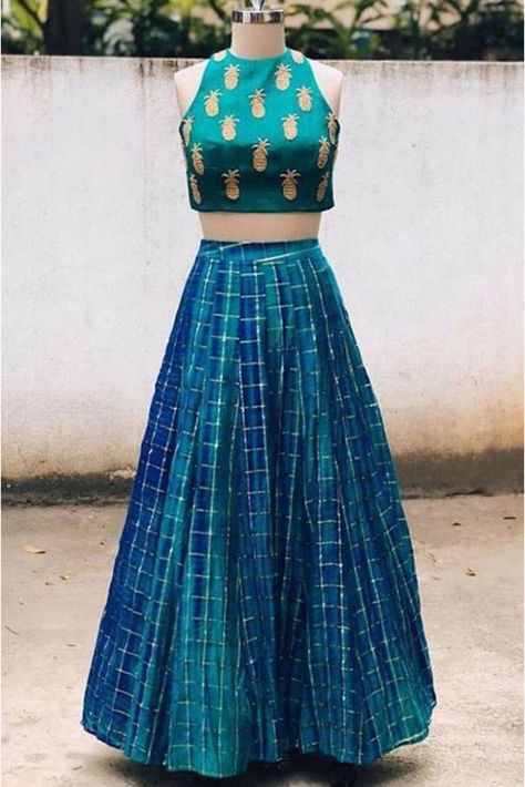 9327969053c0068dd9e07c529866b94ddesc47392327ri Lehenga Blouse Designs Crop Tops, Crop Top Lehenga, Lehnga Dress, Lehenga Blouse Designs, Green Lehenga, Lehenga Skirt, Half Saree Designs, Long Dress Design, Indian Gowns Dresses