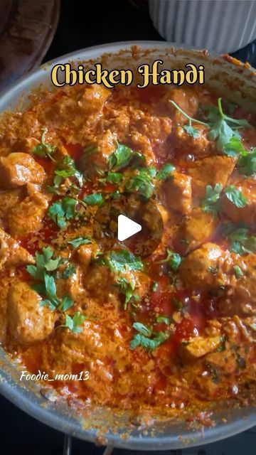 Chicken Handi Recipes, Chicken Tikka Kebab, Chicken Handi, Pepper Powder, Chicken Tikka, Fresh Cream, Red Chilli, Boneless Chicken, Chilli Powder