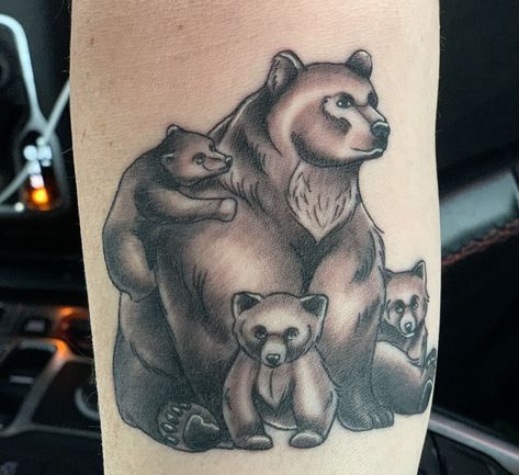 Mama Bear With Three Cubs Tattoo, Mama Bear And 3 Cubs Tattoo, Mama Bear And Cubs Tattoo, Momma Bear Tattoo, Bear Tattoo Meaning, Mother And Baby Tattoo, Polar Bear Tattoo, Artistic Tattoos, Indian Tattoos