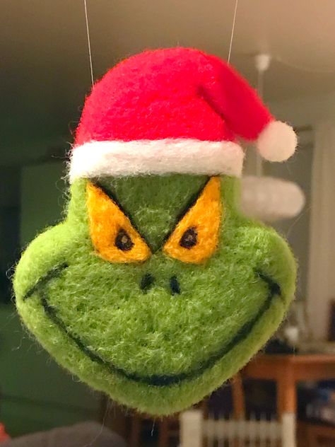 Grinch Fabric Ornaments, Grinch Needle Felt, Grinch Felt Ornament Pattern, Felt Grinch Ornament, Needle Felted Grinch, Grinch Felt Ornament, Felt Grinch, Grinch Night, Grinch Ornament