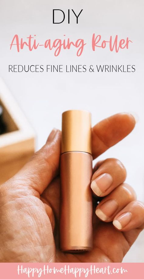 Banish fine lines and wrinkles with this super simple DIY anti-aging wrinkle roller blend. This is a great wrinkle roller recipe. It is the best diy wrinkle remover for the face. It is filled with the best essential oils for wrinkles. #EssentialOils #DIY #HomeMade #Beauty #NaturalLiving Diy Wrinkles, Essential Oil Anti Aging, Lotion For Oily Skin, Oil Cleansing, Tips For Oily Skin, Oily Skin Acne, Diy Anti Aging, Eye Skin Care, Anti Aging Secrets