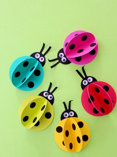 Kertas Kerja Prasekolah, Decoration Creche, Insect Crafts, Ladybug Crafts, Round Pen, Bug Crafts, Small Tools, Kraf Diy, Hand Crafts For Kids