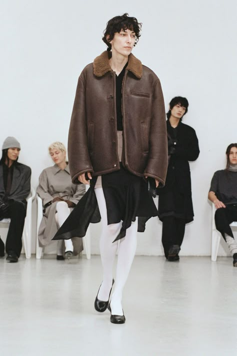 Mustang Jacket, Anti Fashion, Long Slip Dress, Black Leather Clutch, Our Legacy, Runway Looks, Glamour Fashion, 가을 패션, Beige Sweater