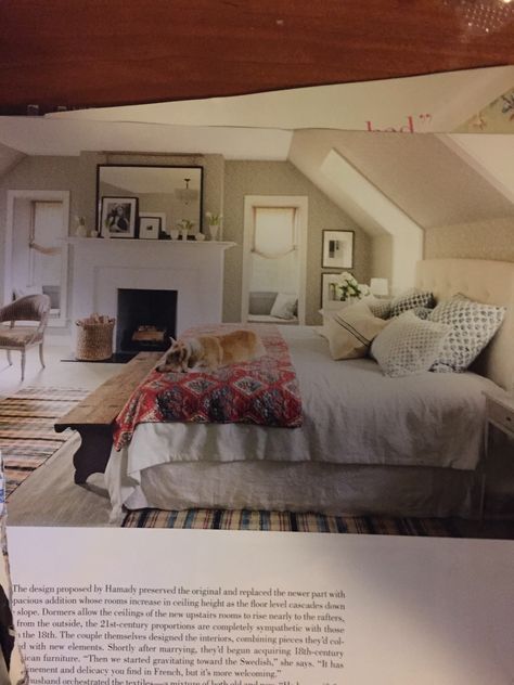 Rectangular mirror over fireplace with smaller photos leaning against it.  Layered bed linens. Green Bed Linen, Layered Bed, Mirror Over Fireplace, Mirror Above Fireplace, Bed Linen Inspiration, Linen Layers, Bed Linen Design, White Linen Bedding, White Duvet Covers