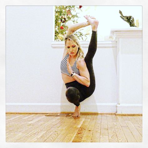 @yogi_lori on Insta Compass Pose in Toe Stand Standing Compass Pose, Compass Pose, Compass, Ballet Skirt, Ballet, Yoga