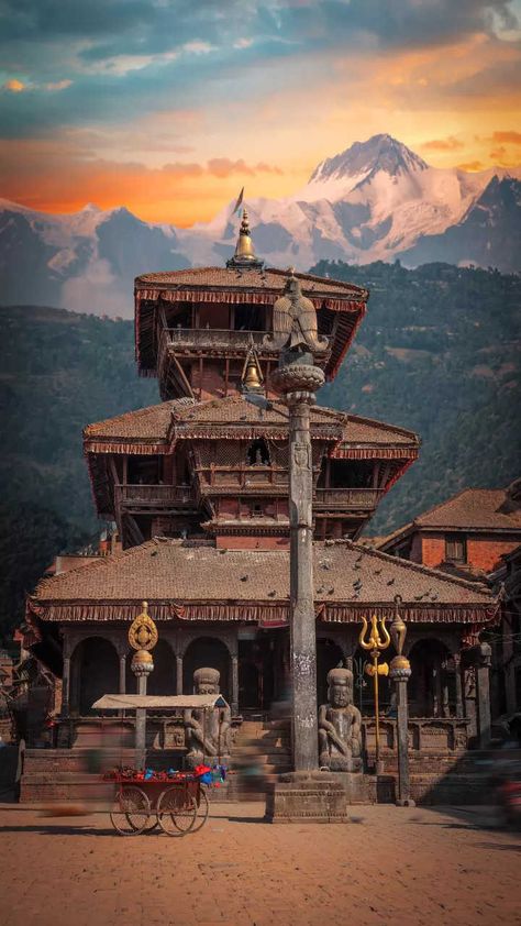 Nepal Kathmandu, Art Painting Tools, Safe Journey, Cute Tumblr Pictures, Kathmandu Nepal, Taxi Cab, Tour Packages, Travel Agency, Asia Travel