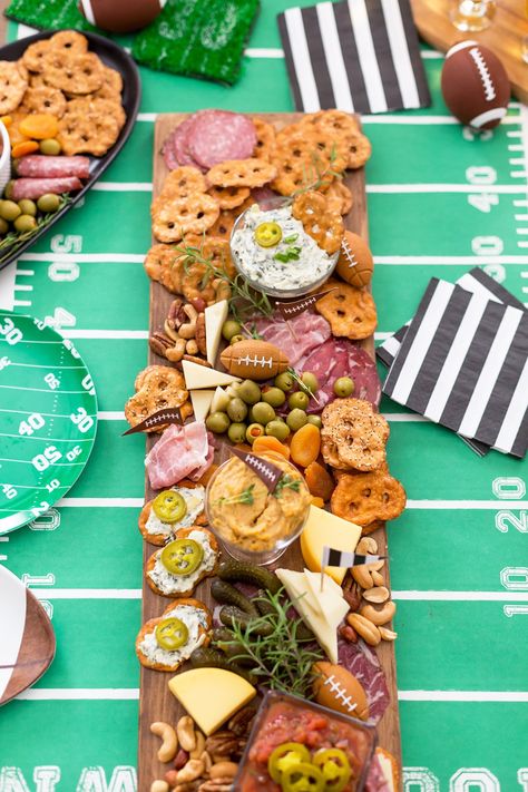 Football Tailgate Charcuterie Board Superbowl Party Food Ideas Charcuterie, Charcuterie Board Tailgate, Charcuterie Board Superbowl, Superbowl Board, Superbowl Charcuterie Board, Charcuterie Football, Tailgate Charcuterie Board, Football Tailgate Ideas, Game Day Charcuterie Board