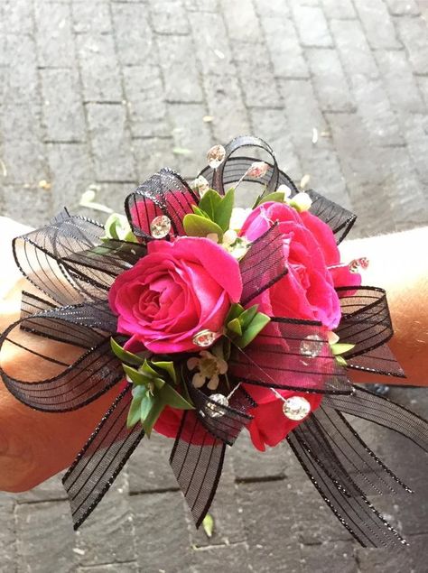 Hot Pink & Black Wrist Corsage Pink And Black Corsage, Prom Corsage Pink, Black Wrist Corsage, Diy Wrist Corsage, Prom Flowers Bouquet, Corsage Pink, Prom Flowers Corsage, Homecoming Flowers, Wrist Corsage Prom