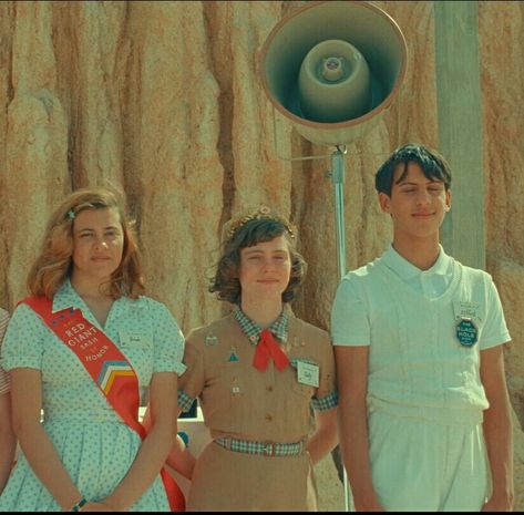 Anderson Aesthetic, Wes Anderson Aesthetic, Asteroid City, Sophia Lillis, Wes Anderson Movies, Wes Anderson Films, Fav Movie, Knitwear Collection, City Fashion