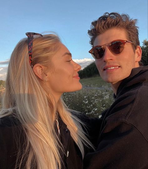 Blonde Couple, Gregg Sulkin, I Have A Boyfriend, Beach Reading, Always And Forever, Couple Aesthetic, Cute Couple Pictures, Book Characters, Blog Photo