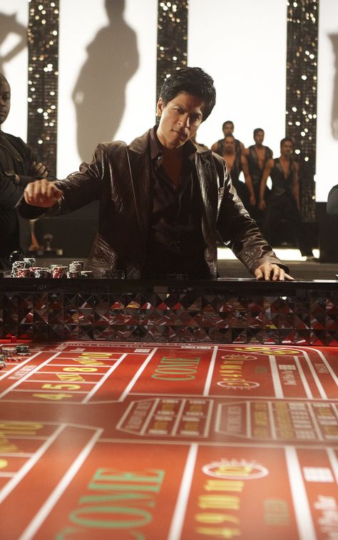 Shah Rukh Khan in Don 2 Don 2, Srk Movies, Lara Dutta, King Of Hearts, King Of My Heart, Shah Rukh Khan, Martin Freeman, Shahrukh Khan, Actor Photo