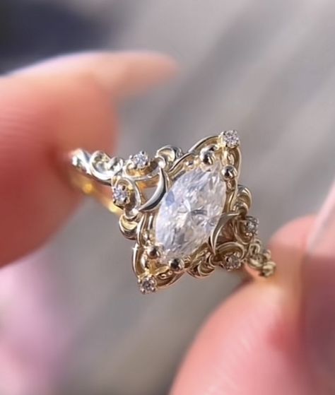 Fairytale Engagement Rings, Whimsical Ring, Dream Wedding Ring, Pretty Engagement Rings, Antique Diamond Engagement Rings, Cute Engagement Rings, Future Engagement Rings, Magical Jewelry, Dream Engagement