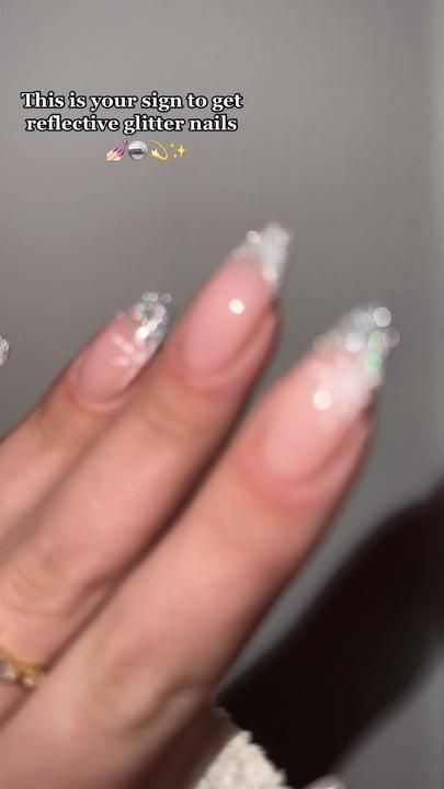 Flash Reflective Nails, Flash Nails Design, Glitter Frenchies, Reflective Glitter Nails, Reflective Nails, Glitter Polish, Silver Glitter Nails, Liner Brush, Cute Christmas Nails