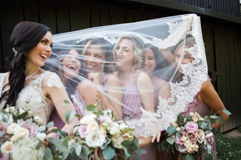 3 Bridesmaid Poses With Bride, 3 Bridesmaids Pictures, Poses With Bridesmaids, Bridesmaid Poses With Bride, Bride And Friends Photo Ideas, Fun Bridesmaid Pictures, Bridesmaid Photoshoot Before Wedding, Bride Squad Photoshoot, Bridesmaid Pictorial Before Wedding