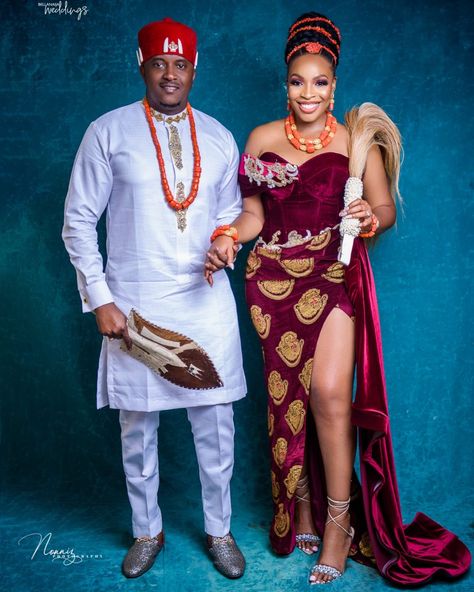 Ada & Chidi's Traditional Wedding in Unubi was Pure Delight Isi Agu, Igbo Traditional Wedding, Igbo Bride, Girl Smiling, Igbo Wedding, Dinner Gowns, African Traditional Wedding Dress, Bride Attire, African Wedding Attire