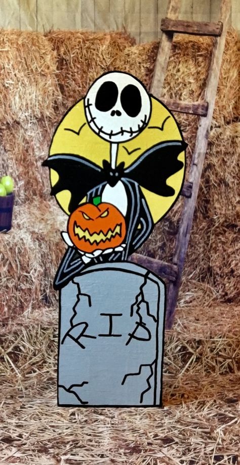 Nightmare Before Christmas Yard, Halloween Gourds, Halloween Yard Art, Wood Yard Art, Jack Skeleton, Christmas Yard Art, Disney Etsy, Christmas Yard, Halloween Yard