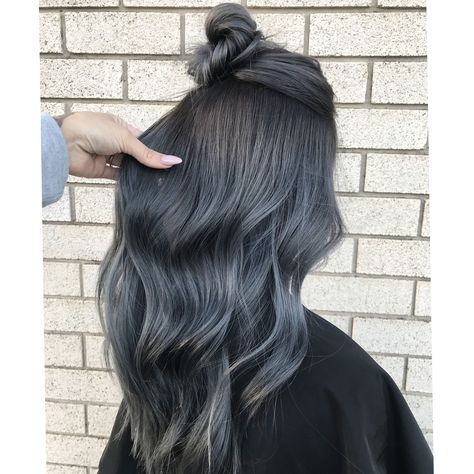 Gunmetal Grey Hair, Good Dye Young, Grey Hair Color, Hair Stuff, Gunmetal Grey, Rainbow Hair, Metallic Hair, Hair Colour, Grey Hair