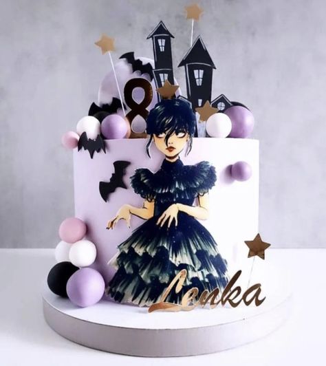 Cake Wensday, Wednesday Adams Cakes, Tort Wednesday, Wednesday Cake Ideas, Wednesday Birthday Cake, Wednesday Addams Birthday Cake, Wednesday Addams Cake, Wednesday Cake, Wednesday Birthday