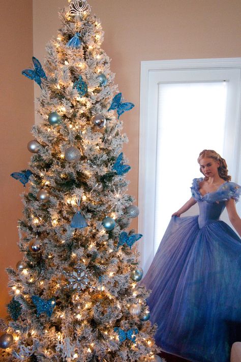 Cinderella Christmas Tree Fairytale Christmas Decorations, Cinderella Themed Christmas Tree, Cinderella Christmas Tree Ideas, Cinderella Christmas Decorations, Cinderella Christmas Tree, Disney Princess Christmas Tree, Hockey Christmas Tree, Cinderella Christmas, Coraline Tattoo