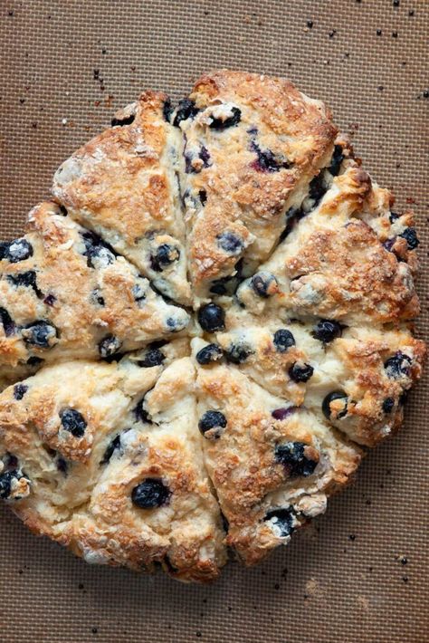 Blueberry Scones Starbucks, Starbucks Blueberry Scones Recipe, Healthy Blueberry Scones, Blueberry Biscotti, Best Blueberry Scones, Starbucks Scones, Scones Blueberry, Blueberry Scone, Blueberry Scones Recipe