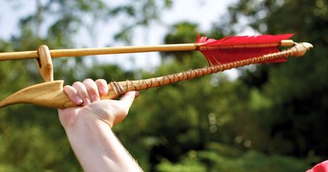 ATLATL : a New World version of a spear-throwing device, used by the Aztecs and other peoples of the Americas. It consisted of a wooden sha... Spear Throwing, Throwing Spear, Diy Crossbow, Crossbow Arrows, Crossbow Hunting, Primitive Survival, Archery Bows, Survival Stuff, Survival Techniques