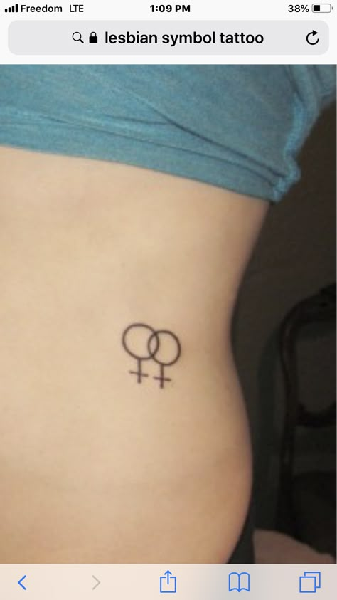 Lesbian Symbol Tattoo Ideas, Lesbian Sign Tattoo, Subtle Sapphic Tattoos, Lesbian Symbol Tattoo, Sapphic Tattoo Minimalist, Wlw Tattoo Ideas, Lgbtq Tattoos Ideas, Uwu Style, Wlw Tattoos