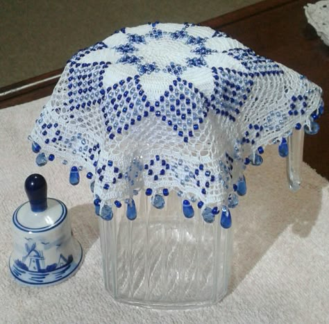 Crochet Doily With Beads, Crochet Doilies With Beads, Crochet Lace Motif, Diy Doily, Crochet Lampshade, Hekel Patrone, Crochet Jar Covers, Crochet With Beads, Christmas Knitting Patterns Free