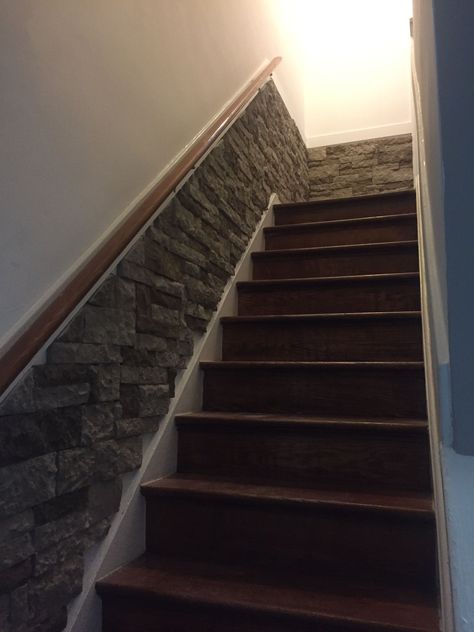 Stairs Wall Crafted Natural Stone Design Stairs With Carpet And Laminate, Staircase Diy, Indoor Stairs, Stairway Wall, Stairs Wall, Stone Walls Interior, Stairway Decorating, Stone Ideas, House Makeovers