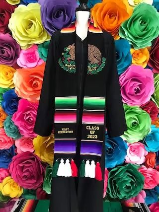 mexicotodocorazon - Etsy Flower Child Hair, Jalisco Dress, Mexican Graduation, Graduation Boards, Frida Kahlo Style, Graduation Sash, Graduation Stole, Dark Blue Dress, Graduation Cap Decoration